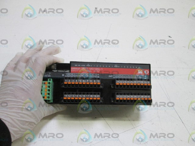 Omron DST1MD16SL1 NSFP **GENUINE** DST1 MD16SL 1