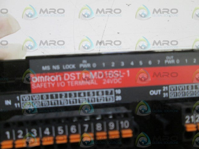 Omron DST1MD16SL1 NSFP * GENUINE * DST1 MD16SL 1