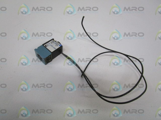 MAC SOLENOID VALVE PME-111DAAA *NEW NO BOX*