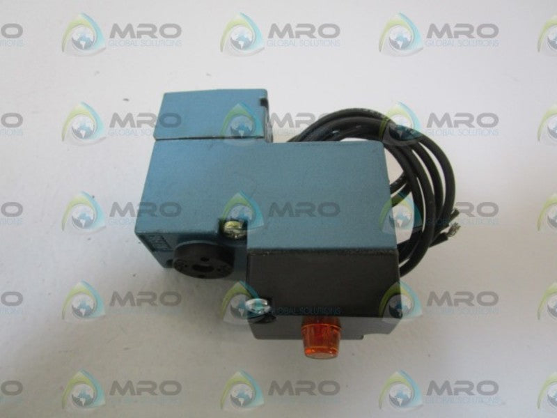 MAC SOLENOID VALVE PME-616AA *NEW NO BOX*