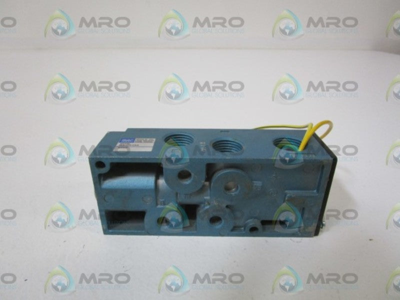 MAC MANIFOLD BASE 93A-000-CAA *USED*