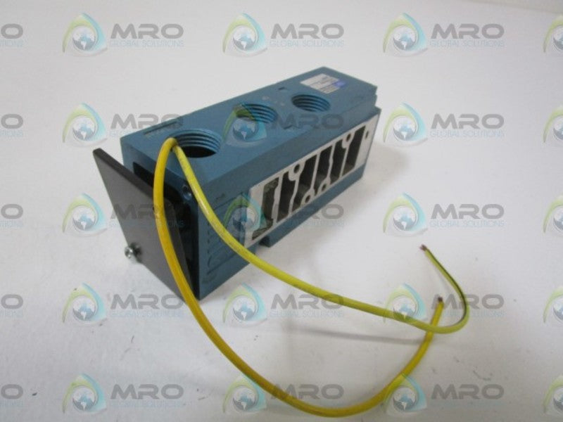 MAC MANIFOLD BASE 93A-000-CAA *USED*