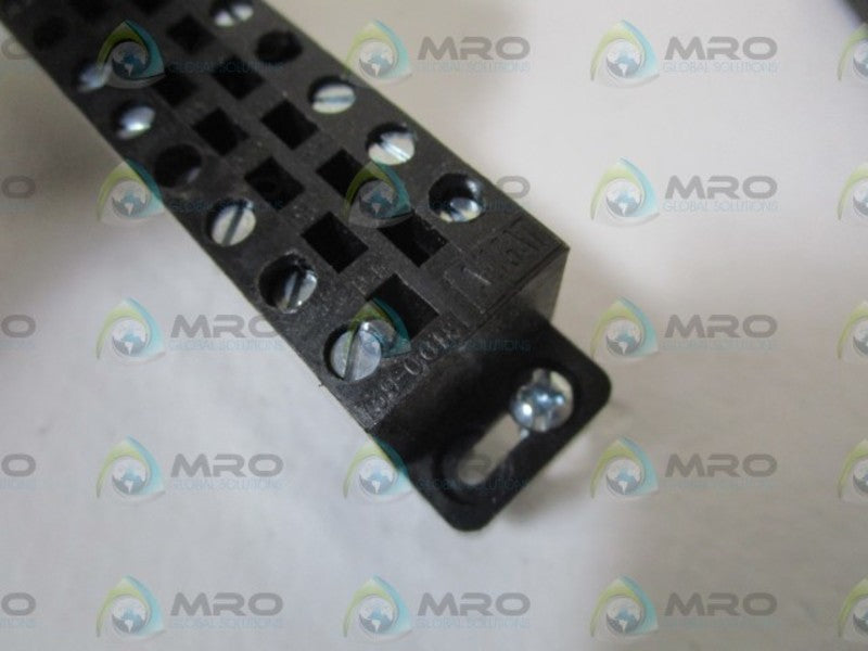 AUGAT TERMINAL STRIP 739-0018  UNMP