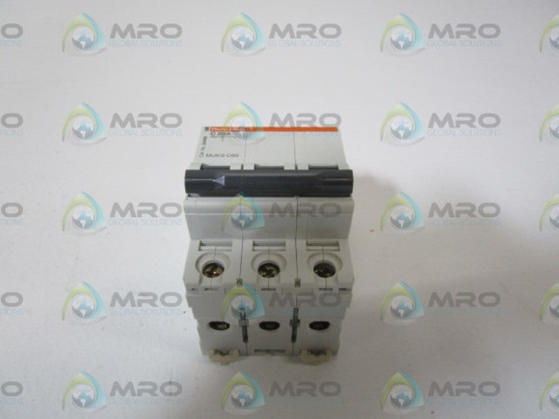 SQUARE D CIRCUIT BREAKER 24469 *NEW IN BOX*