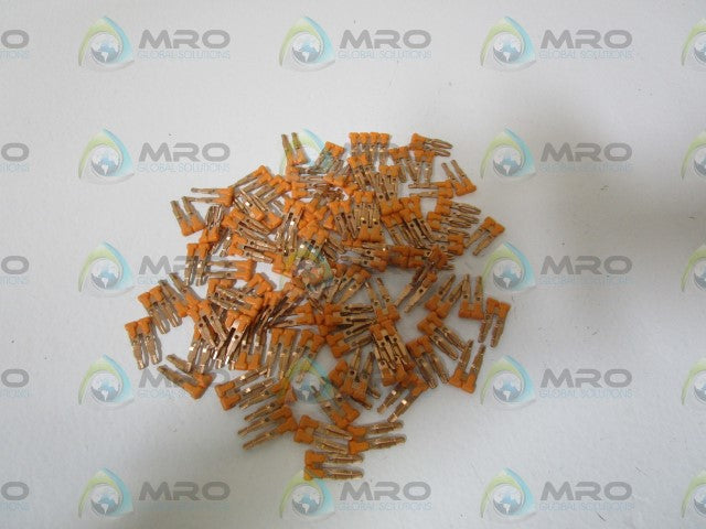 LOT OF 100 DINNECTOR ORANGE JUMPER BAR DN-2J2Y *NEW IN BAG*
