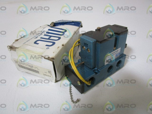 MAC SOLENOID VALVE 82A-AA-CAA-TM-DDAP-1DA *NEW IN BOX*