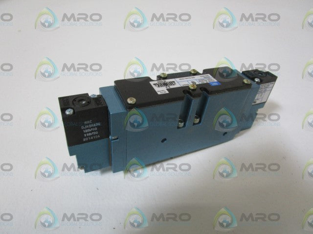 MAC SOLENOID VAVLE 93A-EAA- -DM-DJA5-1DG9 (AS PICTURED) *NEW NO BOX*