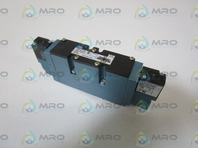 MAC SOLENOID VAVLE 93A-EAA- -DM-DJA5-1DG9 (AS PICTURED) *NEW NO BOX*