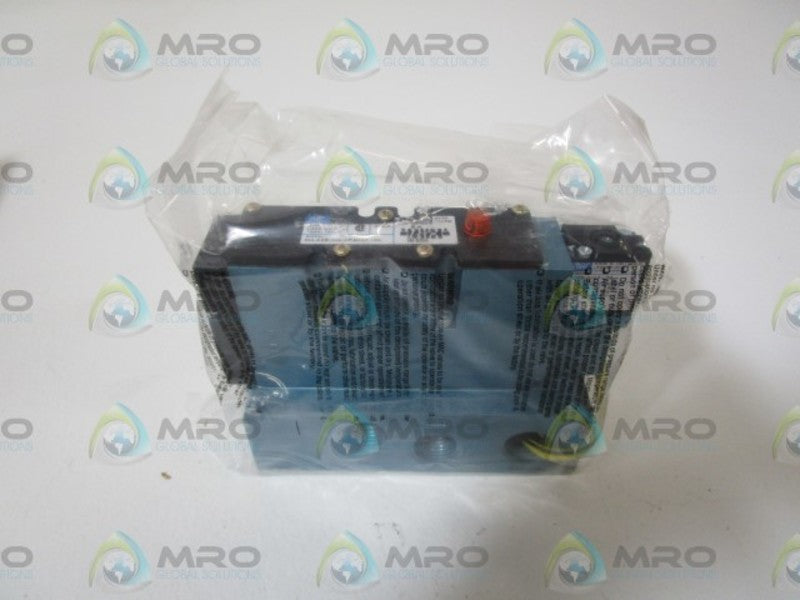 MAC SOLENOID VALVE 93A-AAB-CAA-DP-DJAP-1DG *NEW IN BOX*