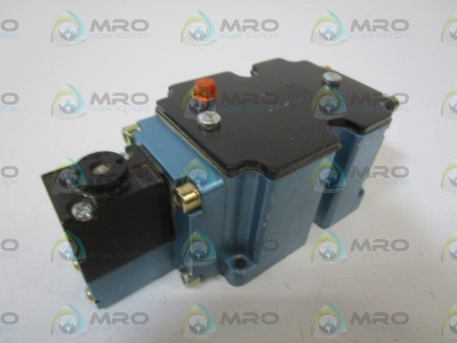 MAC SOLENOID VALVE 6513B-000-PP-112DA *USED*