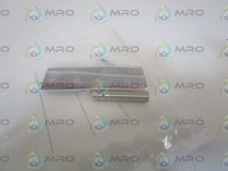 IFM EFECTOR IE5338 INDUCTIVE PROXIMITY SENSOR * NEW IN FACTORY BAG *