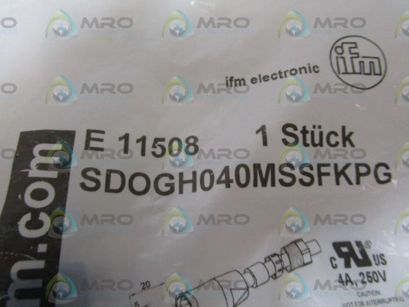 IFM EFECTOR E11508 CONNECTOR * NEW IN FACTORY BAG *