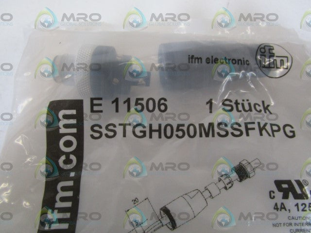 IFM EFECTOR E11506 WIREABLE PLUG *NEW IN FACTORY BAG*