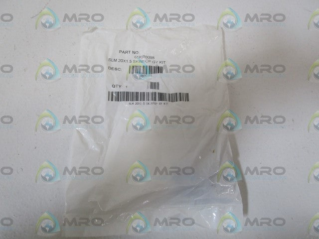 LOT OF 7 SKINTOP CONNECTOR 61KIT0098 * NEW IN FACTORY BAG *
