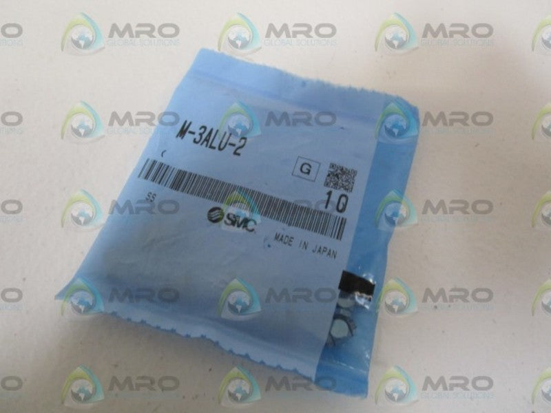 LOT OF 10 SMC FITTING CONNECTOR M-3ALU-2 *NEW IN FACTORY BAG*