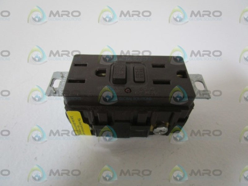 HUBBELL RECEPTACLE GF15LA  NSNP