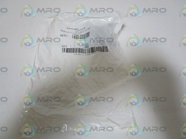 LOT OF 10 SKINTOP CONNECTOR 61KIT0098 *NEW IN FACTORY BAG*