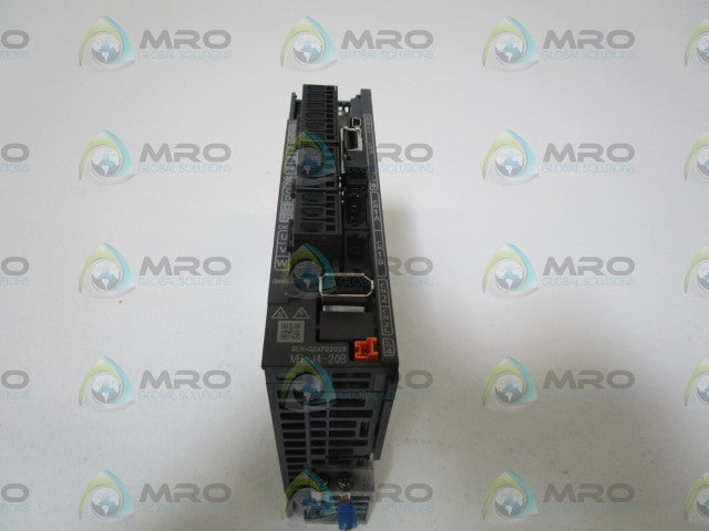 MITSUBISHI AC SERVO AMPLIFIER MR-J4-20B (AS PICTURED) *USED *
