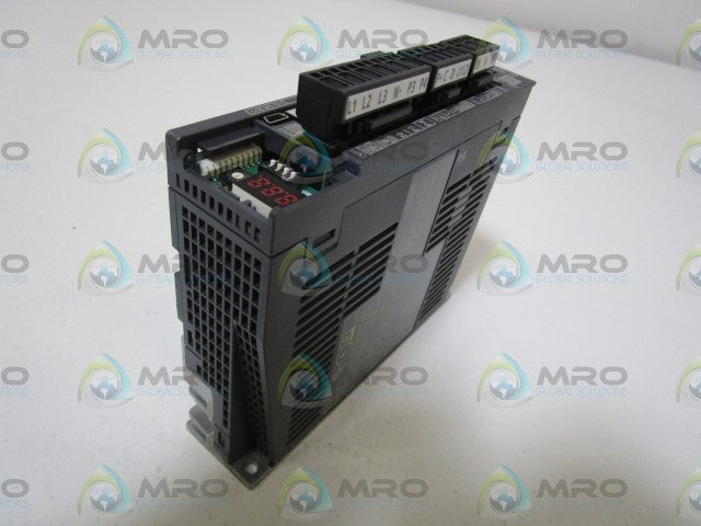 MITSUBISHI AC SERVO AMPLIFIER MR-J4-20B (AS PICTURED) *USED *