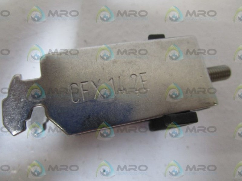 LOT OF 3 IGUS DOUBLE CLAMP CFX 14.2E *NEW NO BOX*