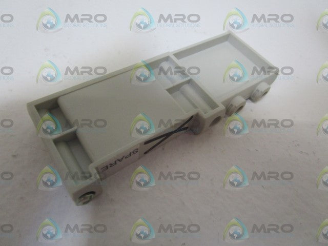 LOT OF 8 FESTO 573422 COVER PLATE VABB-L1-10-T *NEW NO BOX*