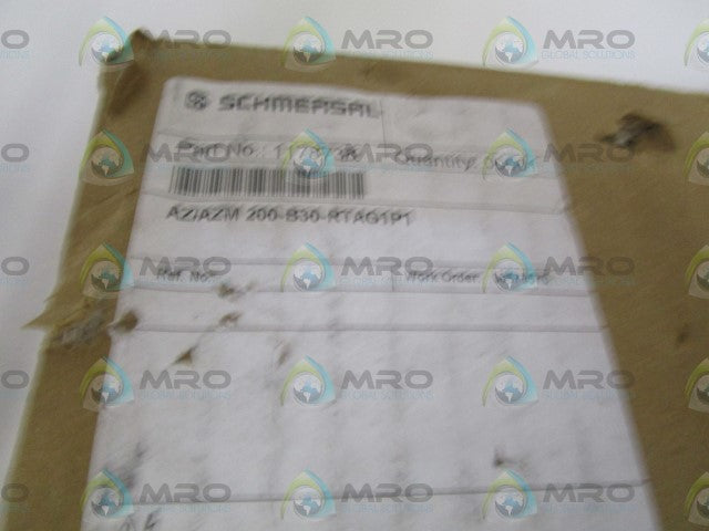 SCHMERSAL DOOR HANDLE ACTUATOR AZ/AZM 200-B30-RTAG1P1 (AS IS) *NEW IN BOX *
