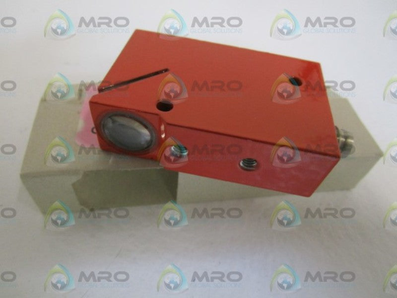 LEUZE ELECTRONIC SENSOR RK 18/4 GL8.4 *NEW IN BOX*