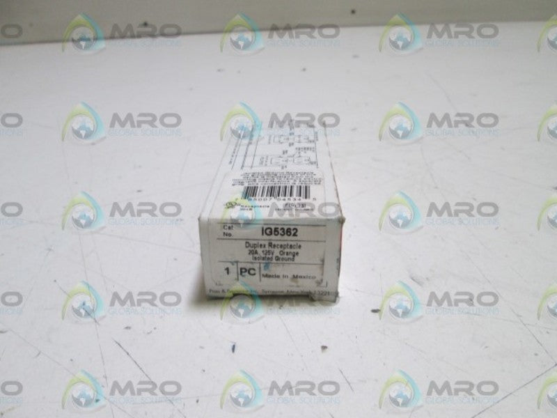 PASS & SEYMOUR DUPLEX RECEPTACLE IG5362  NSMP
