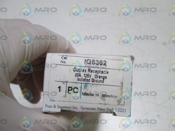 PASS & SEYMOUR DUPLEX RECEPTACLE IG5362  NSMP