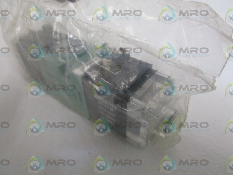 NUMATICS SOLENOID VALVE 11DSA400C000030 * NEW IN BAG *