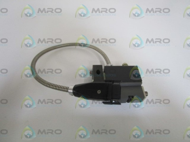NORDSON GLUE GUN APPLICATOR H201T *NEW NO BOX*