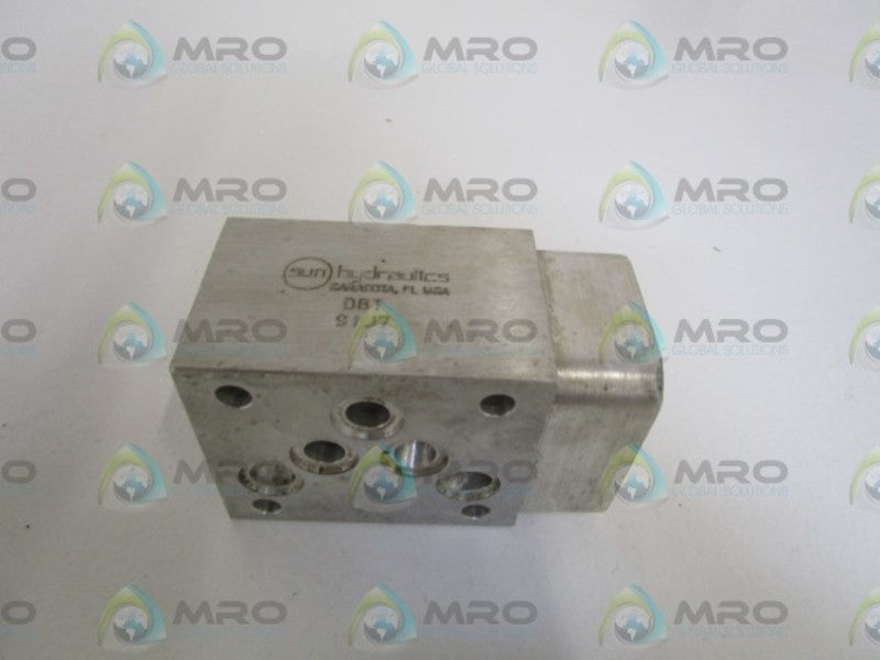 SUN HYDRUALICS FLOW CONTROL VALVE DBT 9IJ7 *NEW NO BOX*