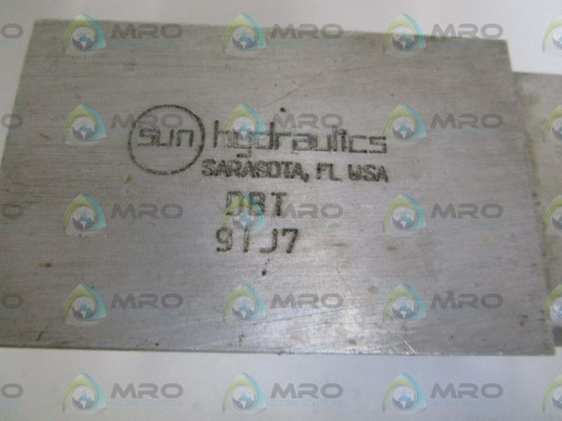 SUN HYDRUALICS FLOW CONTROL VALVE DBT 9IJ7 *NEW NO BOX*