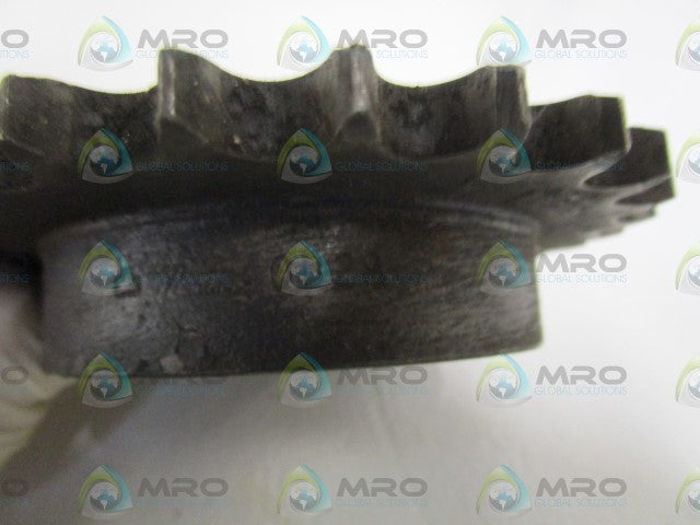 MARTIN 1-1/4" SPROCKET 40B28 *USED*