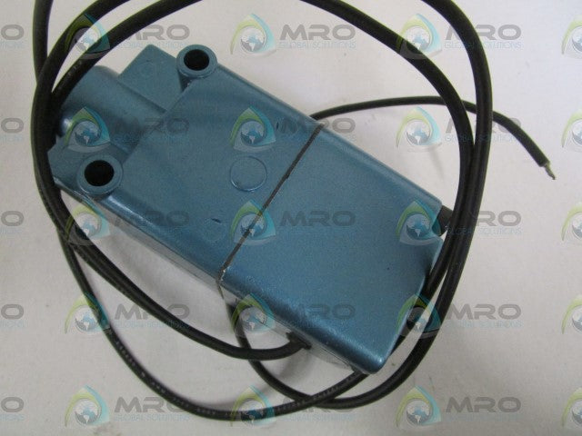 MAC SOLENOID VALVE 225B-611BA *NEW NO BOX*