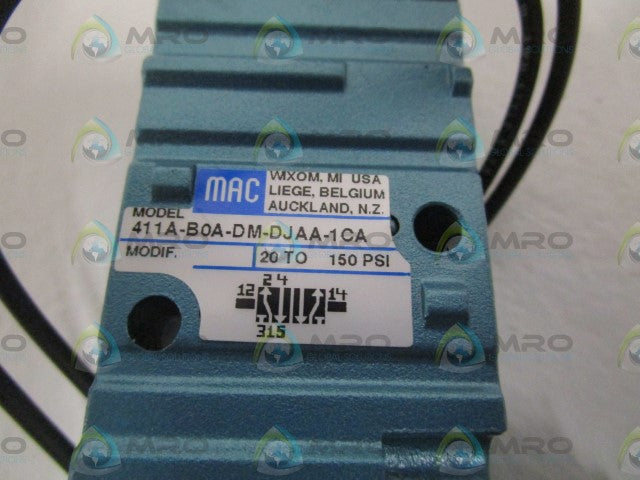 MAC 411A-B0A-DM-DJAA-1CA SOLENOID VALVE *NEW NO BOX*