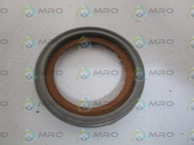 LOT OF 6 NATIONAL OIL SEAL 40395 *NEW IN BOX*