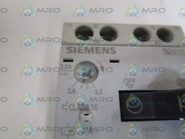 SIEMENS 2,2-3,2A STARTER MOTOR PROCTECTOR 3RV1011-1DA15 *USED*