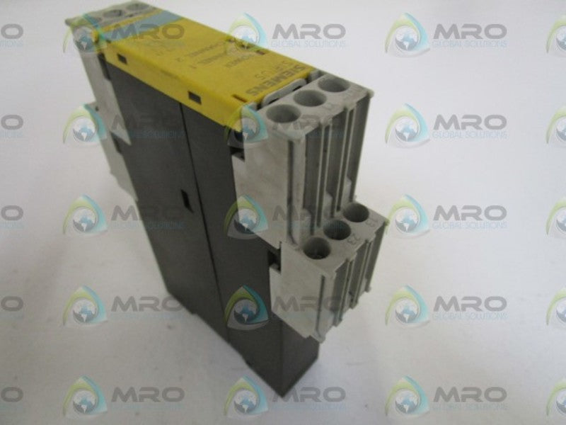 SIEMENS SAFETY RELAY 3TK2824-1BB40 *USED*