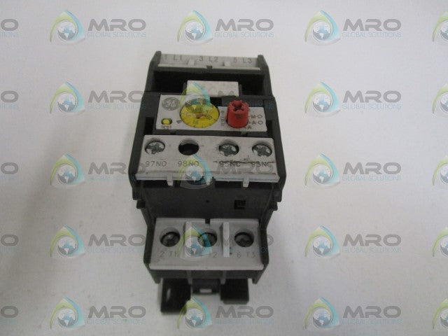GENERAL ELECTRIC 1,3-1,9A OVERLOAD RELAY RT1H W/ RTXP *USED*