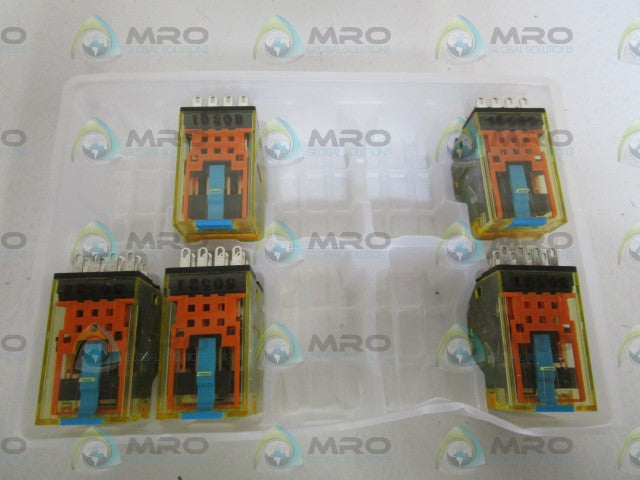 LOT OF 5 IDEC 24VDC RELAY RU4S-M-D24 *NEW IN BOX*