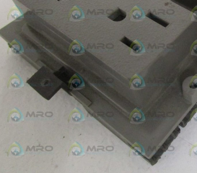 STEELCASE RECEPTACLE ZB1R3SG  UNMP