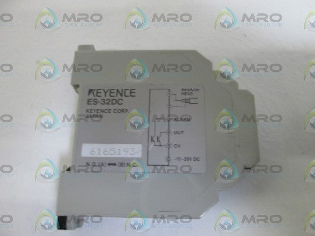 KEYENCE PROXIMITY SWITCH AMPLIFIER ES-32DC *USED*
