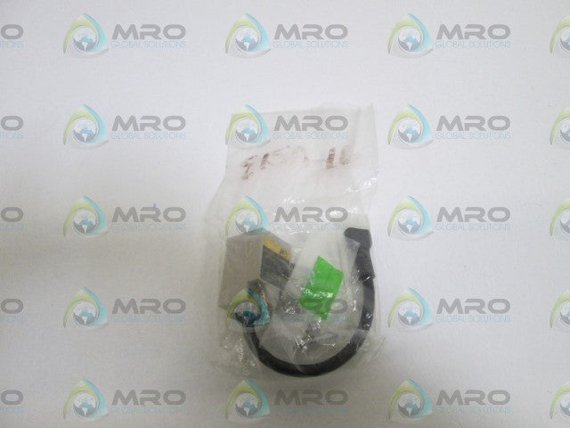 FUJI ELECTRIC PROXIMITY SWITCH PE-B7S *NEW NO BOX*