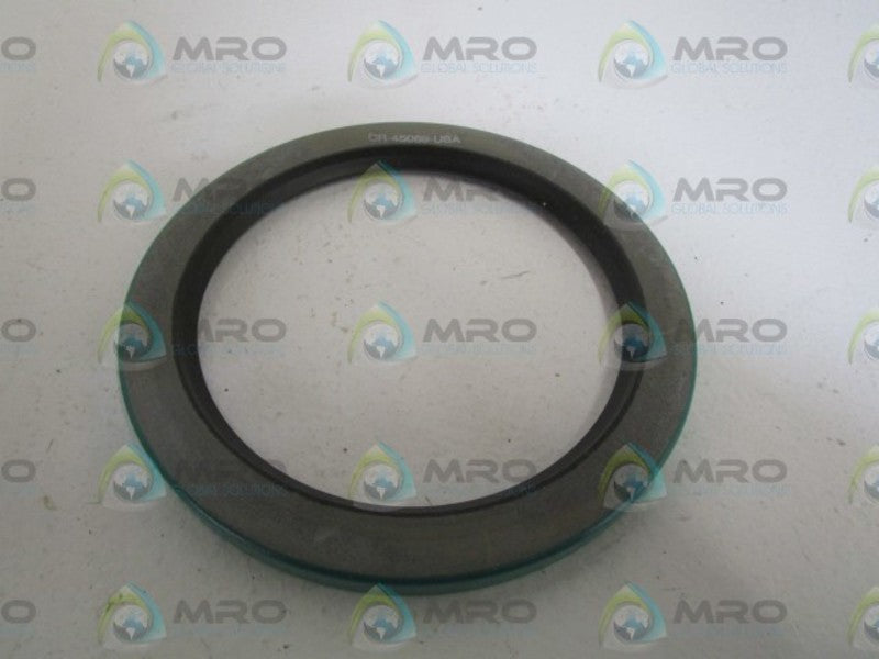 SKF OIL SEAL 45069 *NEW IN BOX*