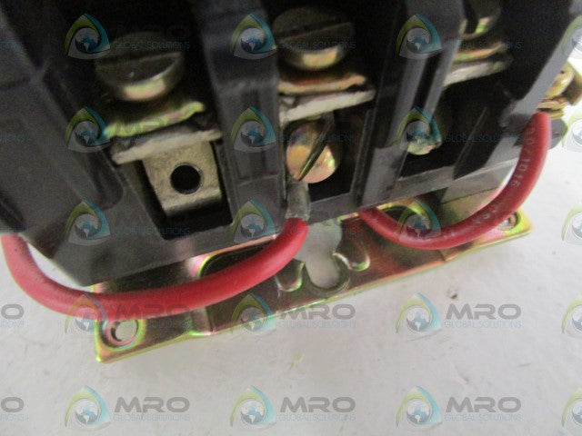 SQUARE D SIZE 0 200/230V 460/575V STARTER  8536SBG2 *USED*