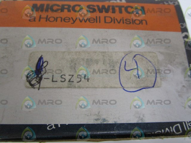 LOT OF 4 MICROSWITCH SWITCH ACTUATOR LSZ54 *NEW IN BOX*