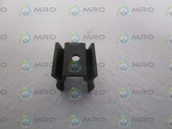 3CC SYRINGE CLIP 7211830  NSNP IN BAG