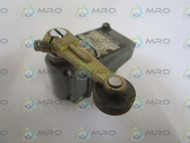 SQUARE D LIMIT SWITCH 9007-B52B2 *USED*