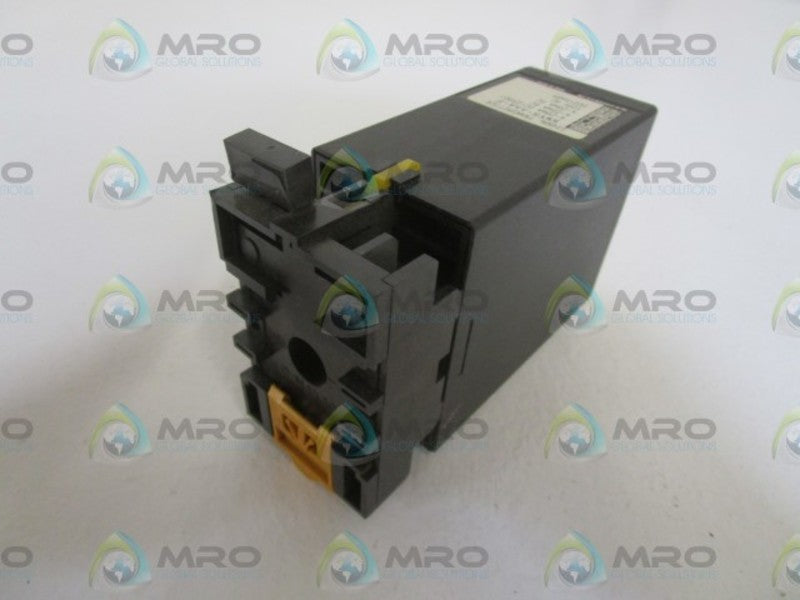 M-SYSTEM 120VAC SIGNAL TRANSMITTER KWVS-AAA-F  UNMP